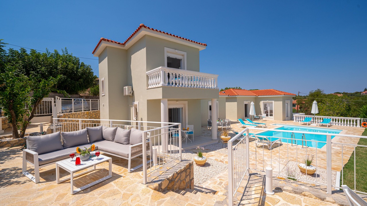 Photo of Patio Balcony in Leivathos