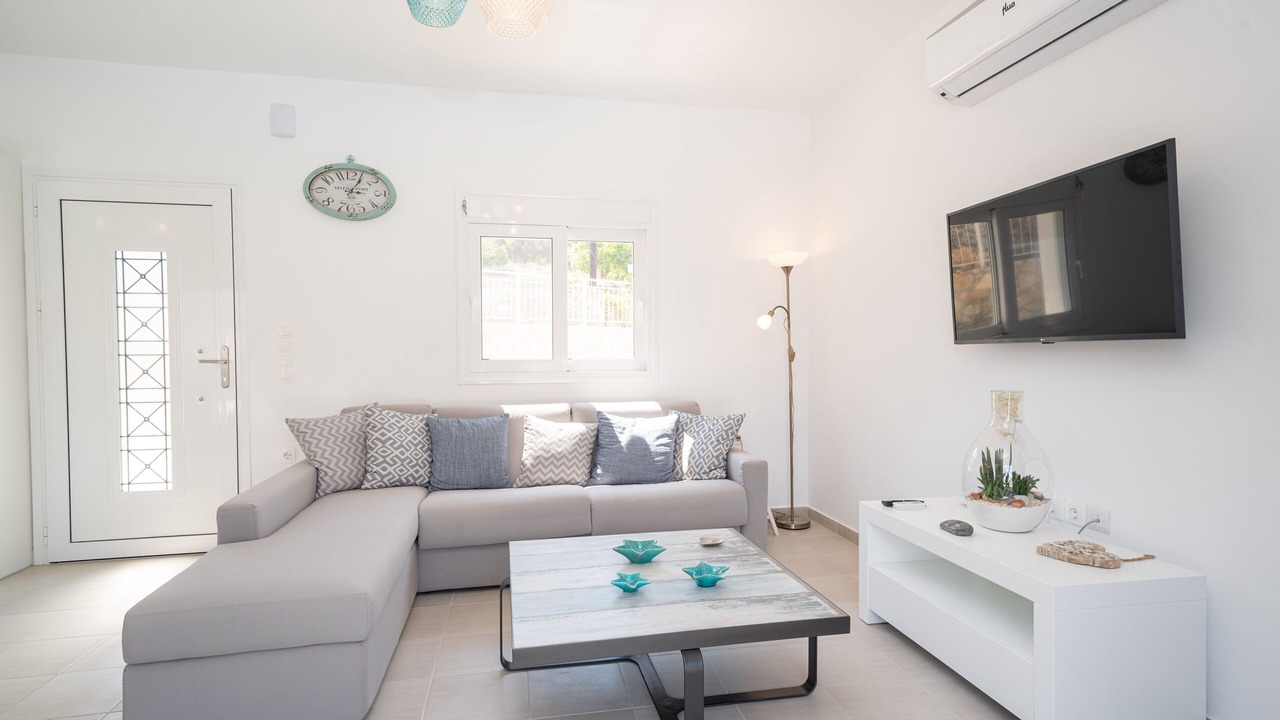 Photo of Livingroom in Leivathos