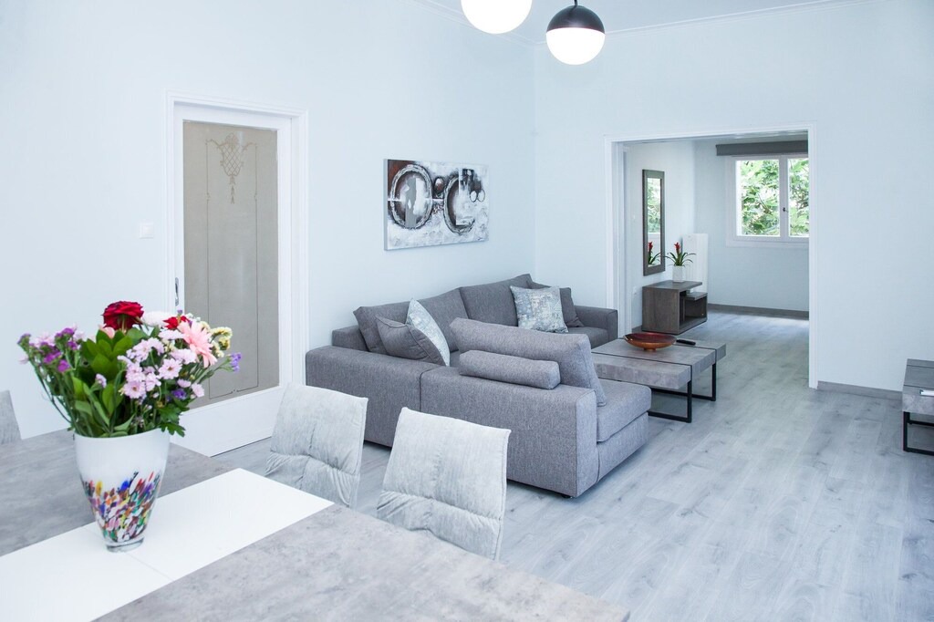 Photo of Livingroom in Glyfada