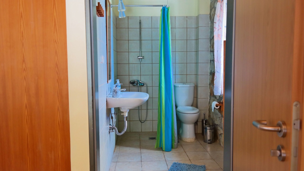Photo of Bathroom in Kato Diminio
