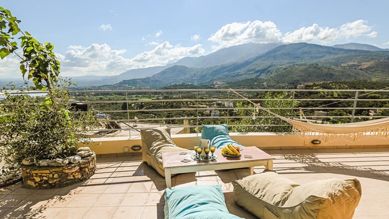 Photo of Outdoor in Exopoli