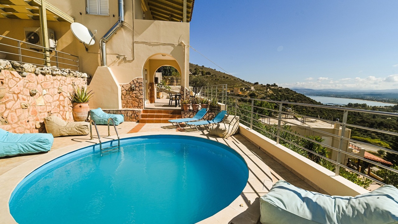 Photo of Outdoor in Exopoli