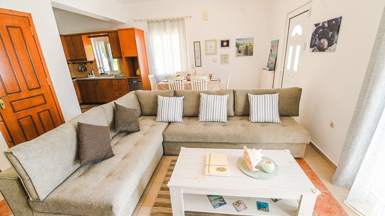 Photo of Livingroom in Exopoli