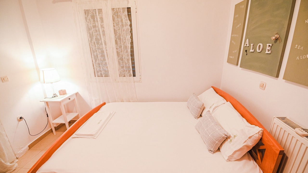 Photo of Bedroom in Exopoli