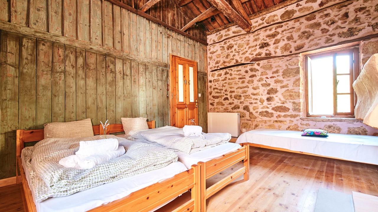 Photo of Bedroom in Kato Diminio