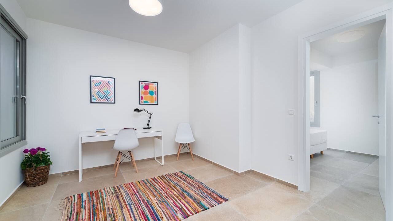 Photo of Others in Apolpaina