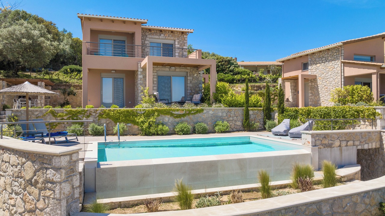 Photo of Outdoor in Apolpaina