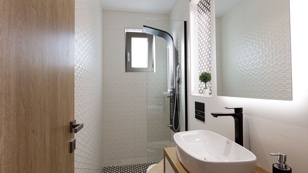 Photo of Bathroom in Perama
