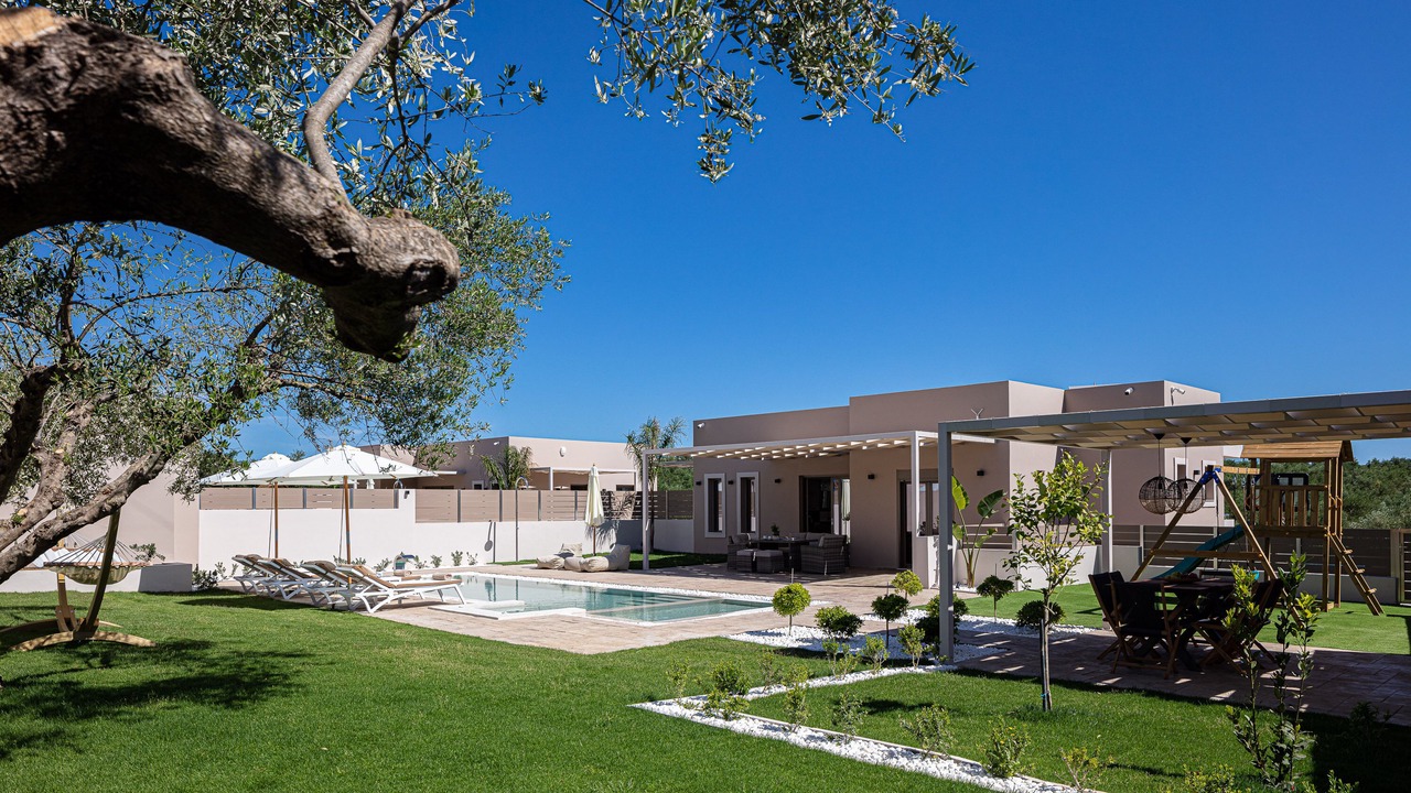 Photo of Outdoor in Perama