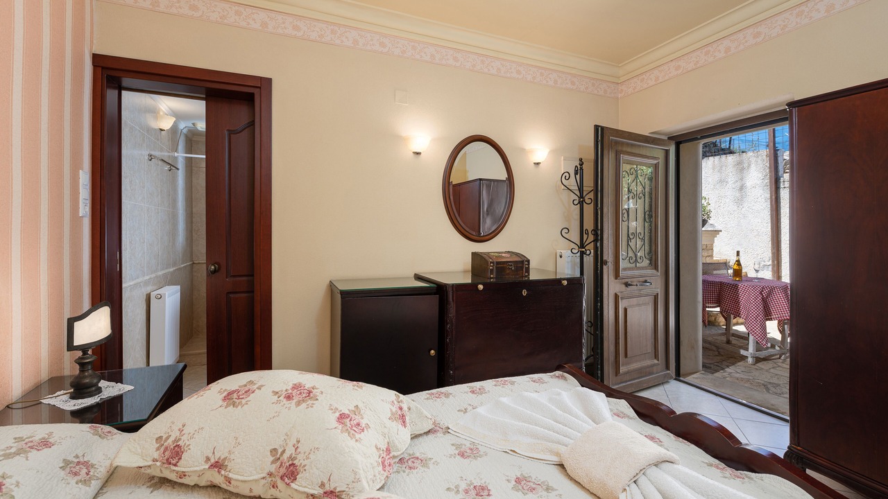 Photo of Bedroom in Faistos