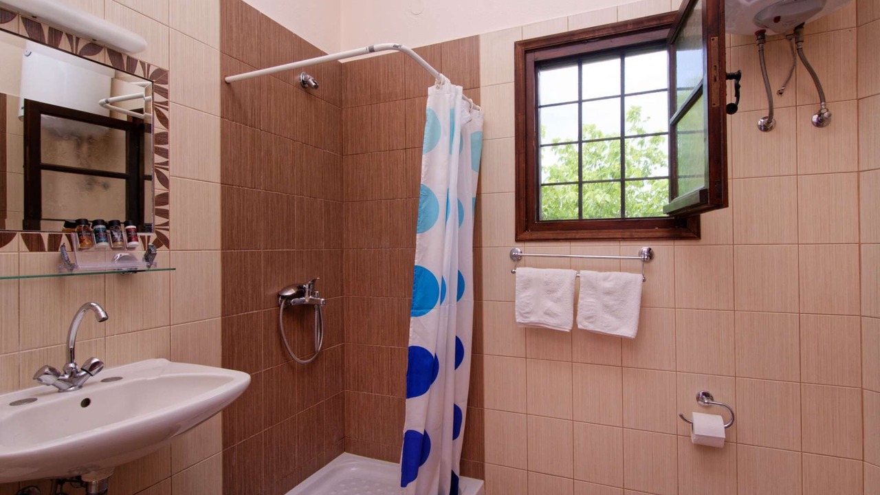 Photo of Bathroom in Lefokastron