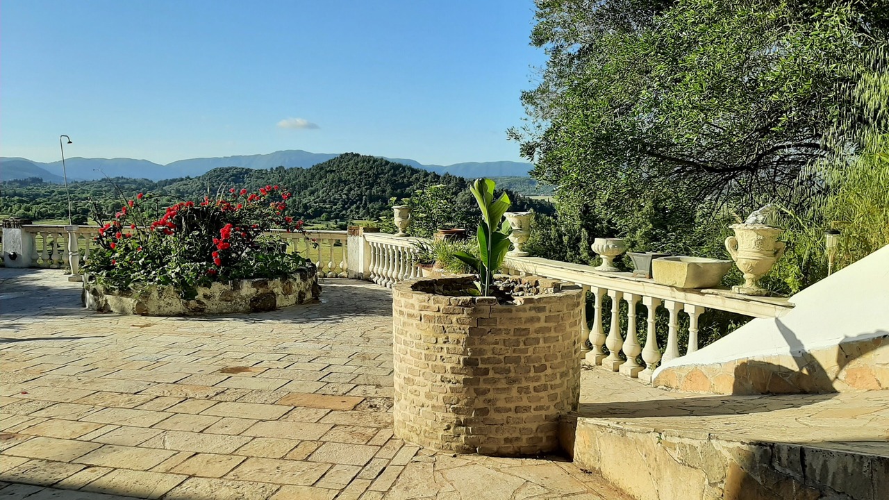Photo of Outdoor in Vatos