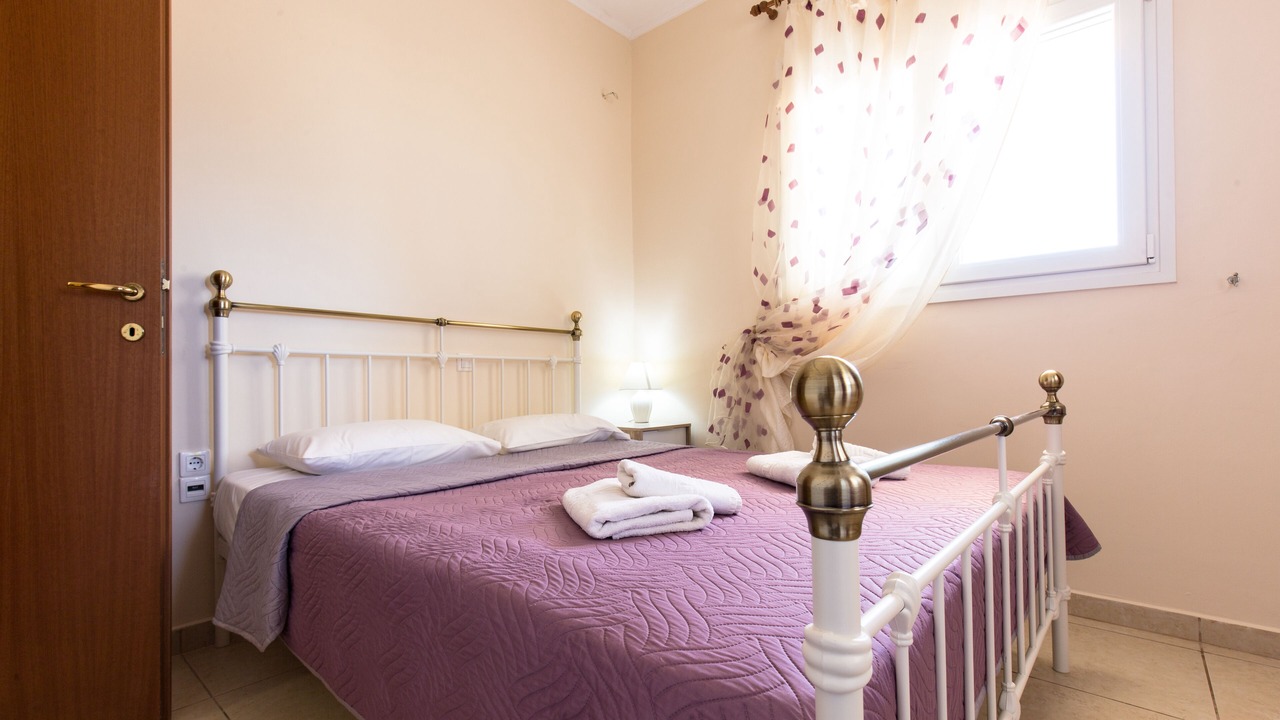 Photo of Bedroom in Limeniskos