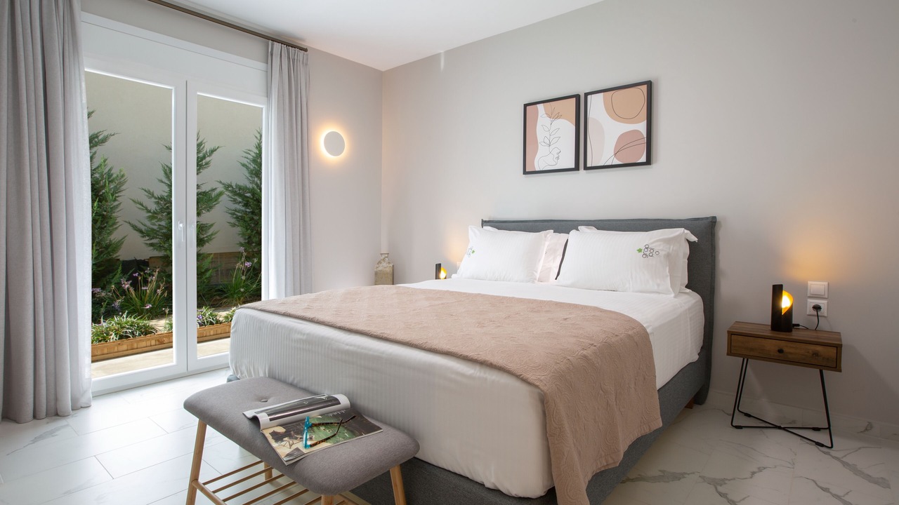 Photo of Bedroom in Apolpaina