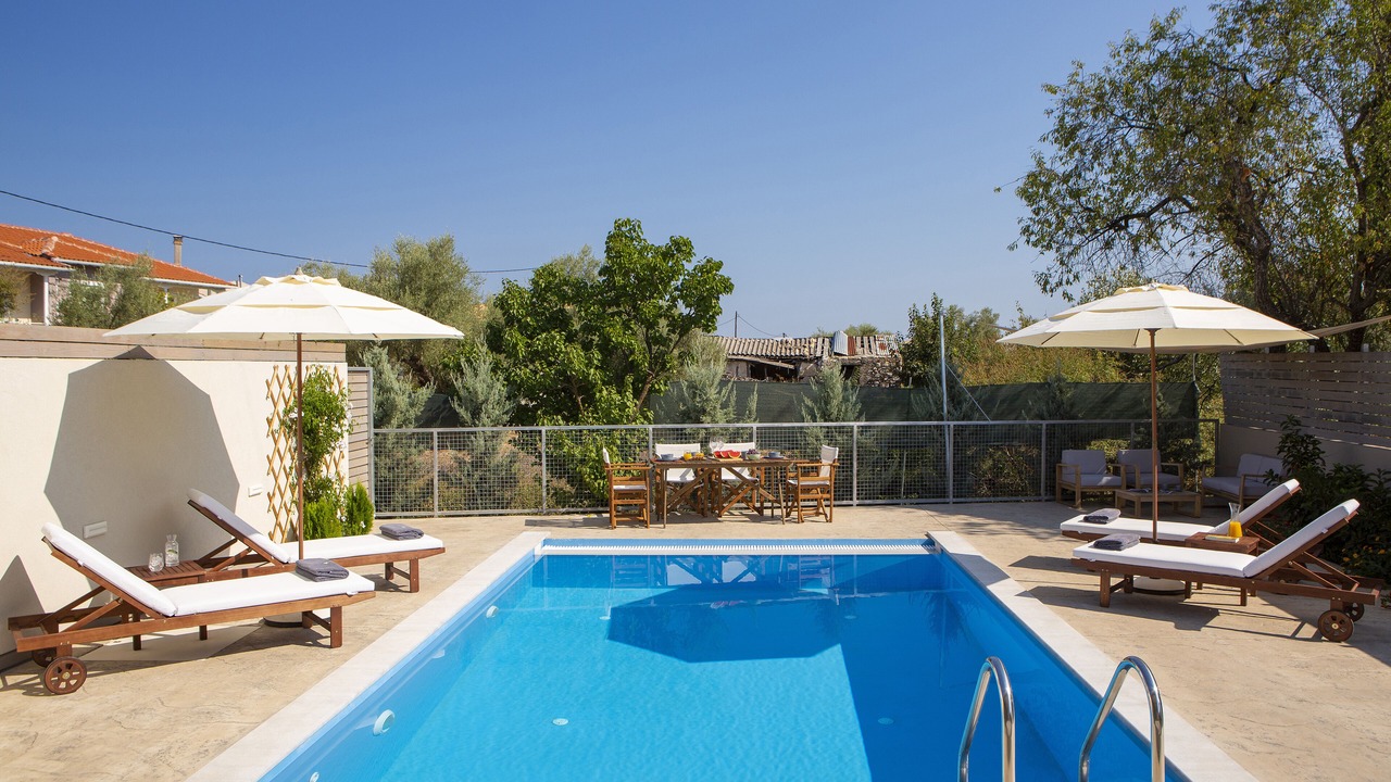 Photo of Outdoor in Apolpaina