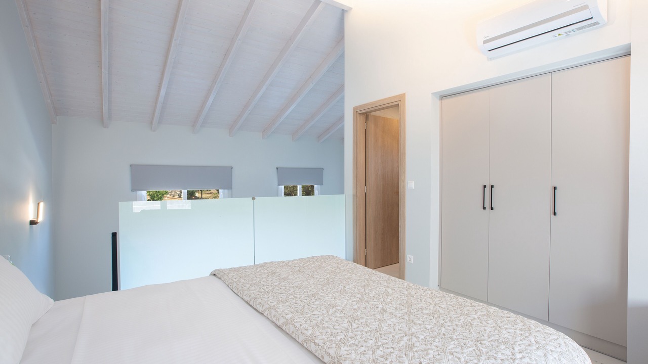 Photo of Bedroom in Apolpaina