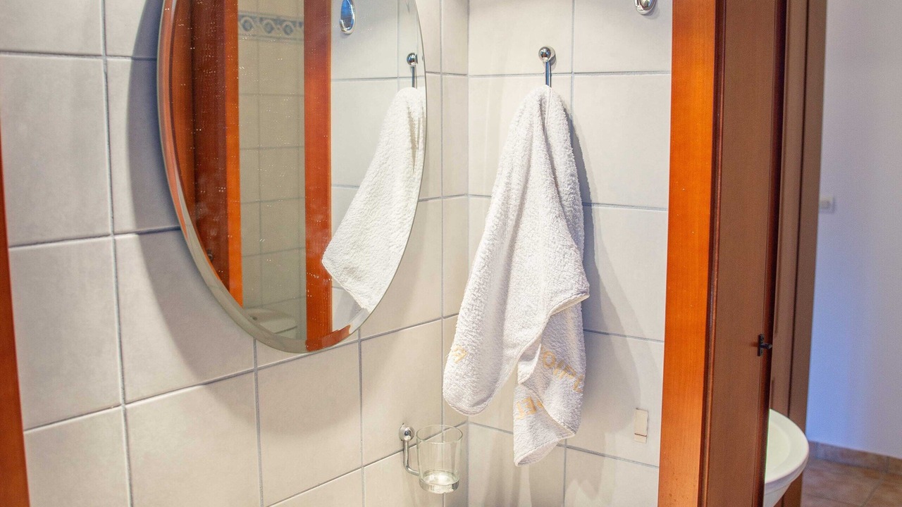 Photo of Bathroom in Psathopirgos