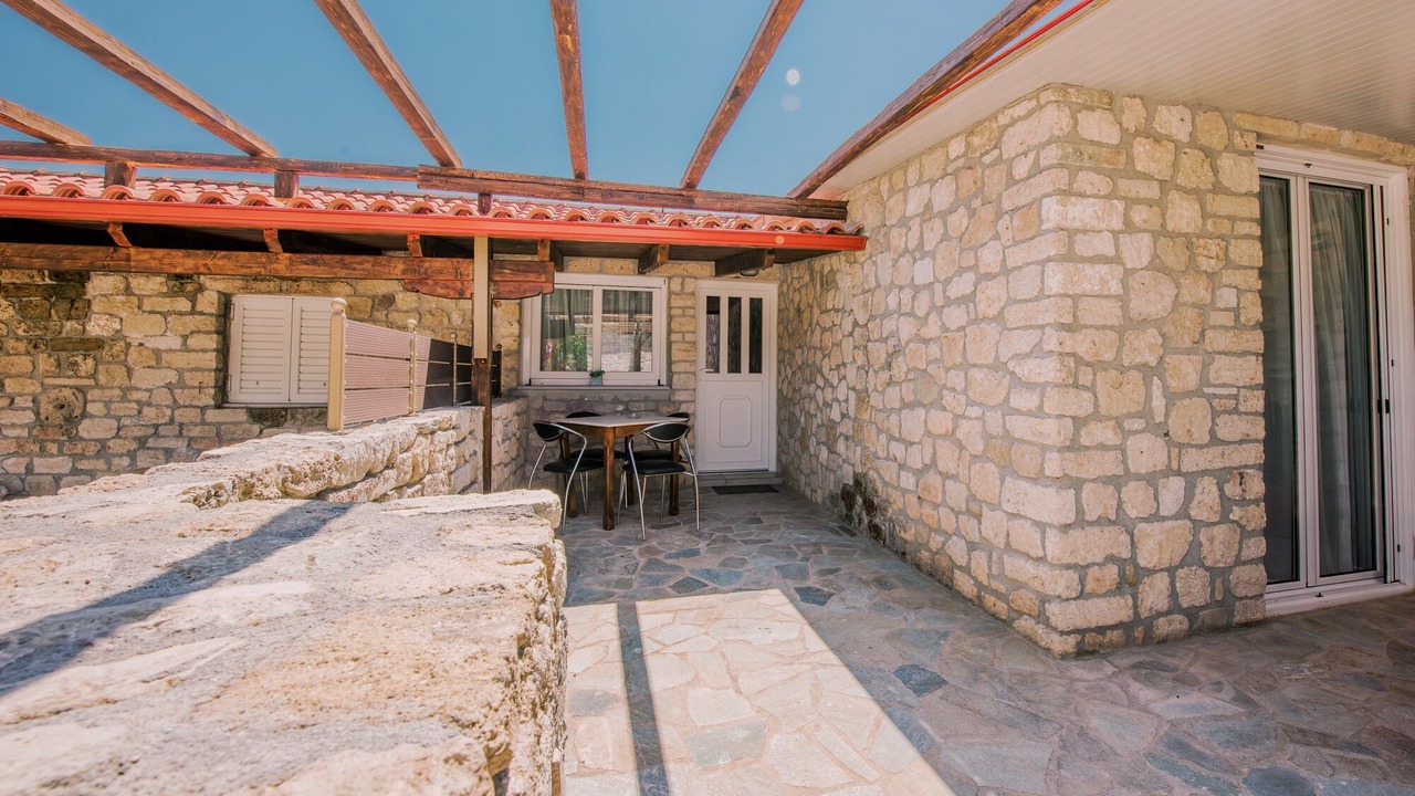 Photo of Patio Balcony in Archea Korinthos