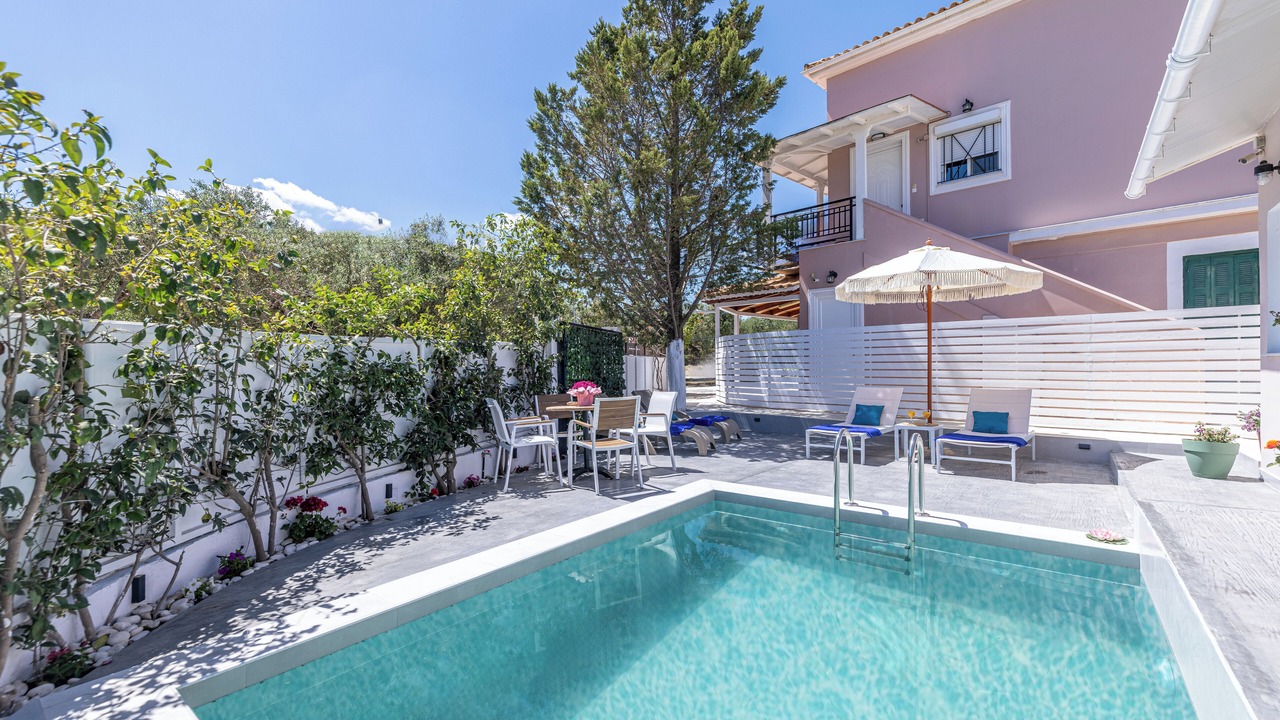 Photo of Outdoor in Neromilos