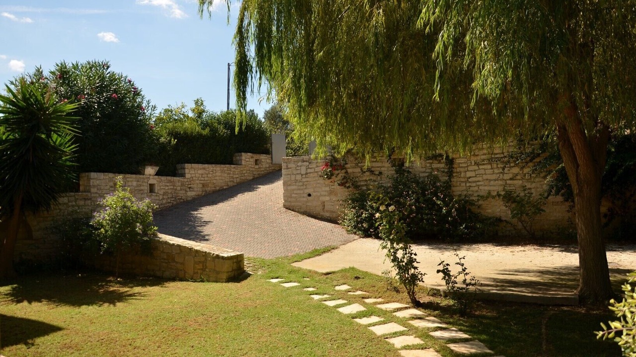 Photo of Outdoor in Mothiana