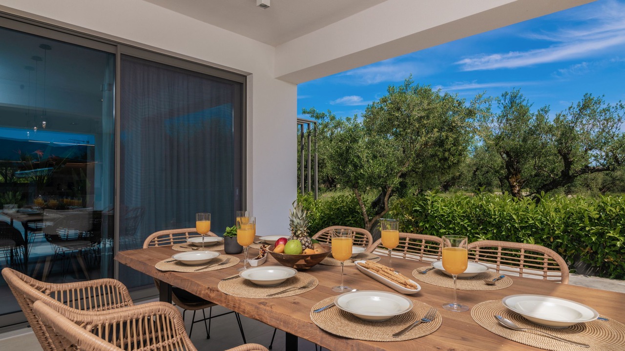 Photo of Outdoor in Neromilos