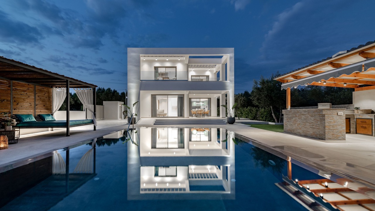 Photo of Outdoor in Neromilos