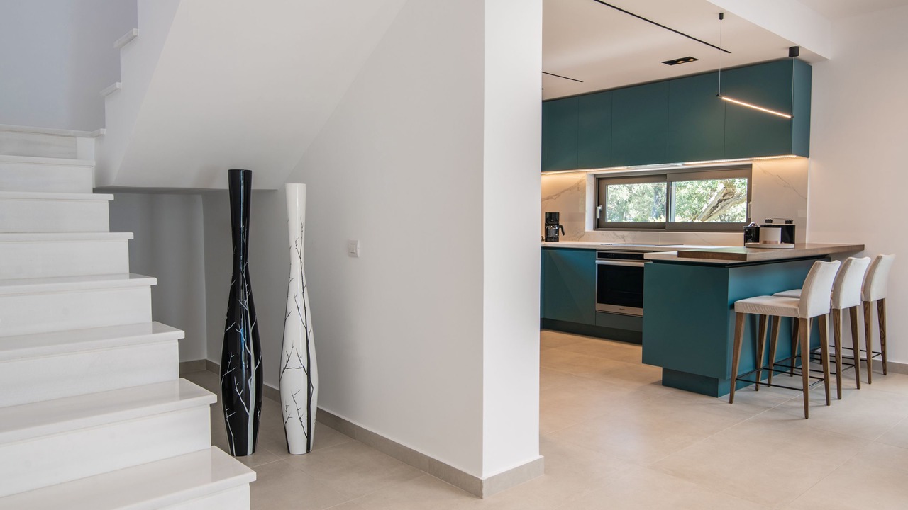 Photo of Kitchen in Neromilos