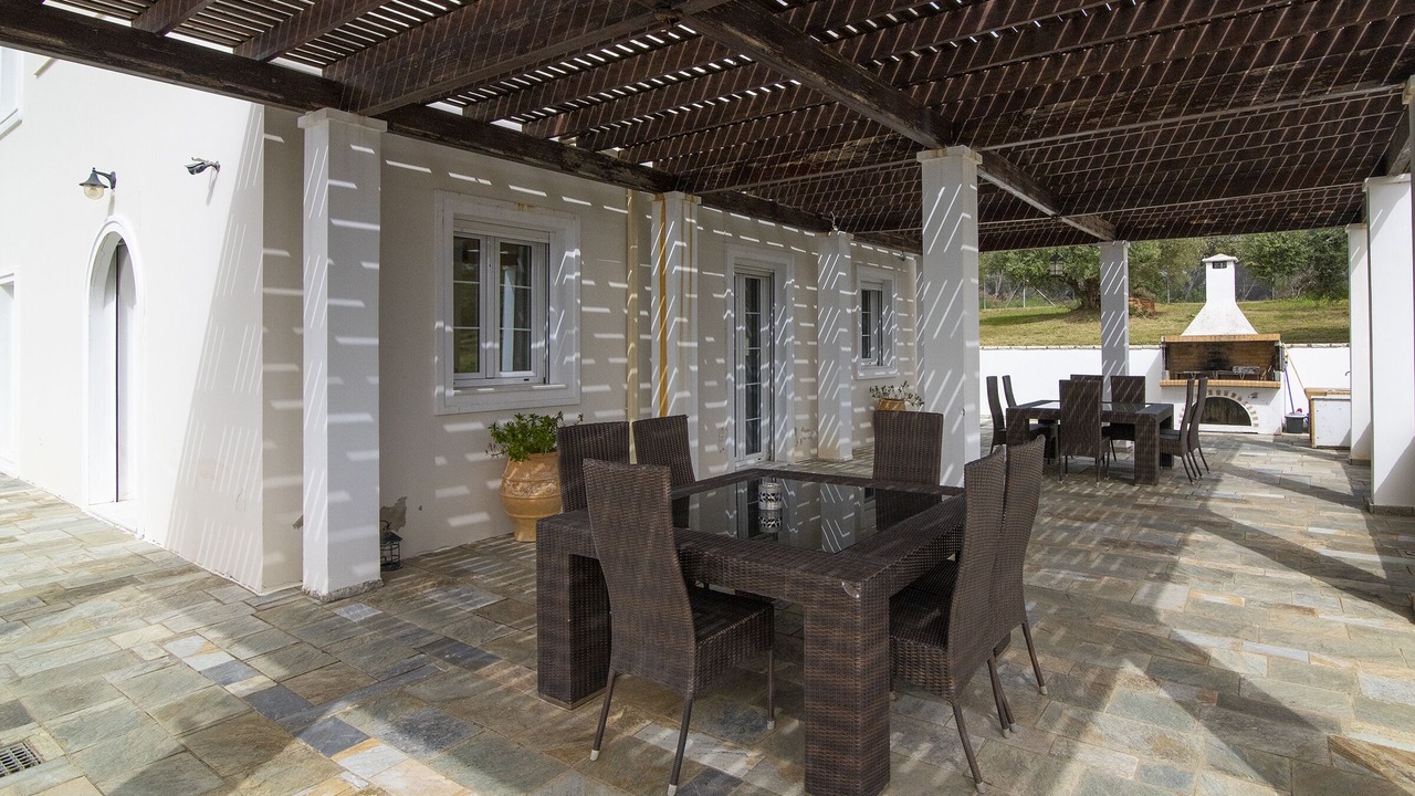 Photo of Outdoor in Killini