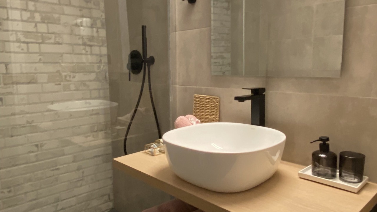 Photo of Bathroom in Serres