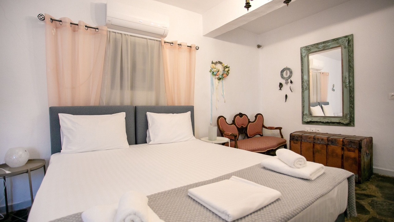 Photo of Outdoor in Omales