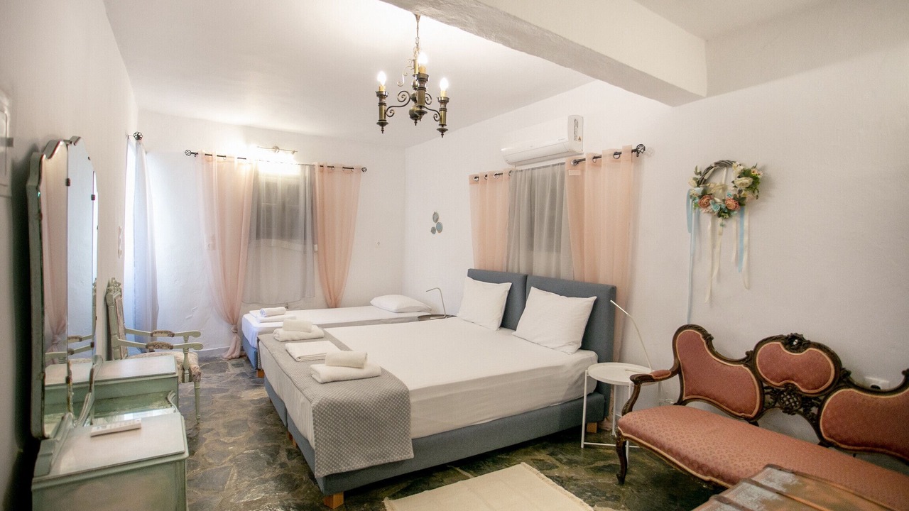 Photo of Outdoor in Omales