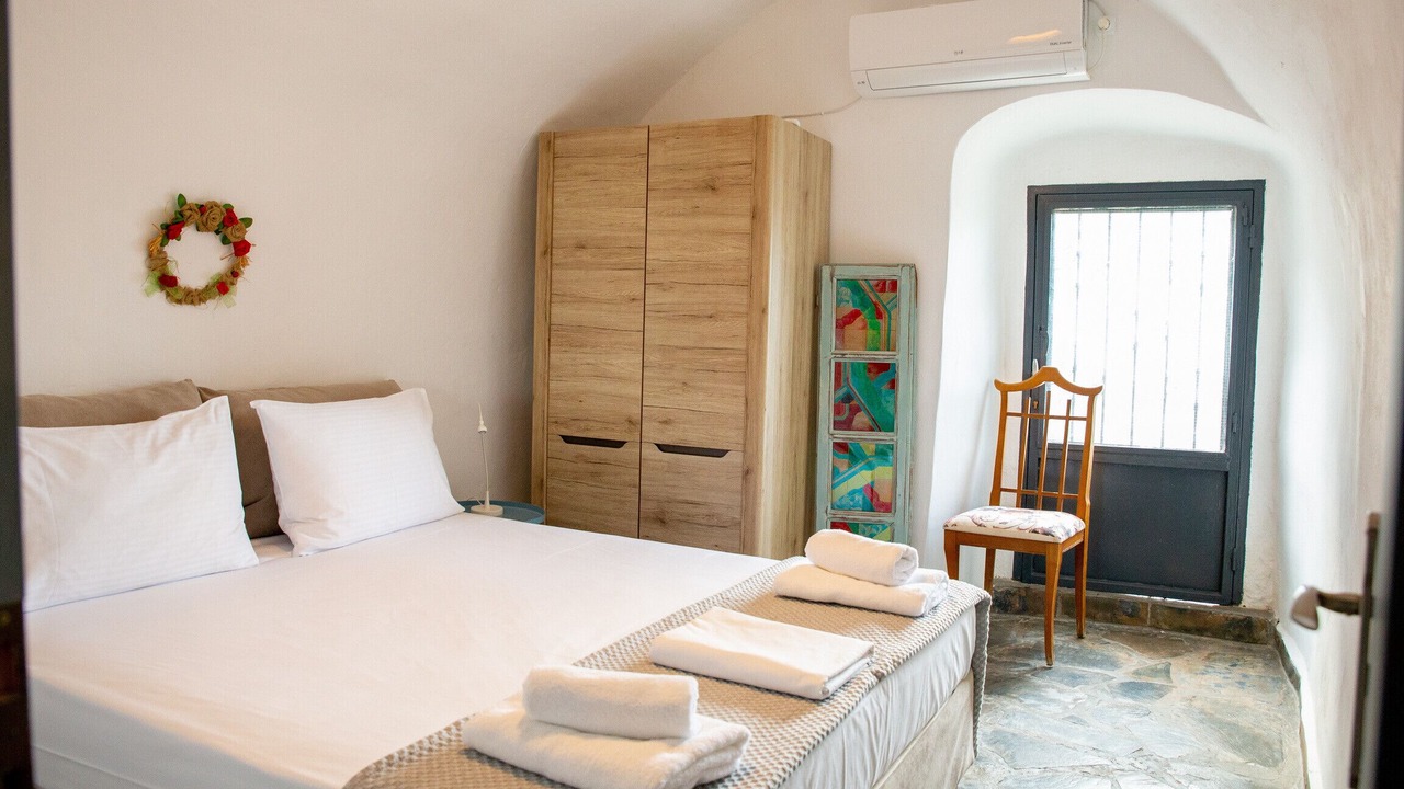 Photo of Outdoor in Omales