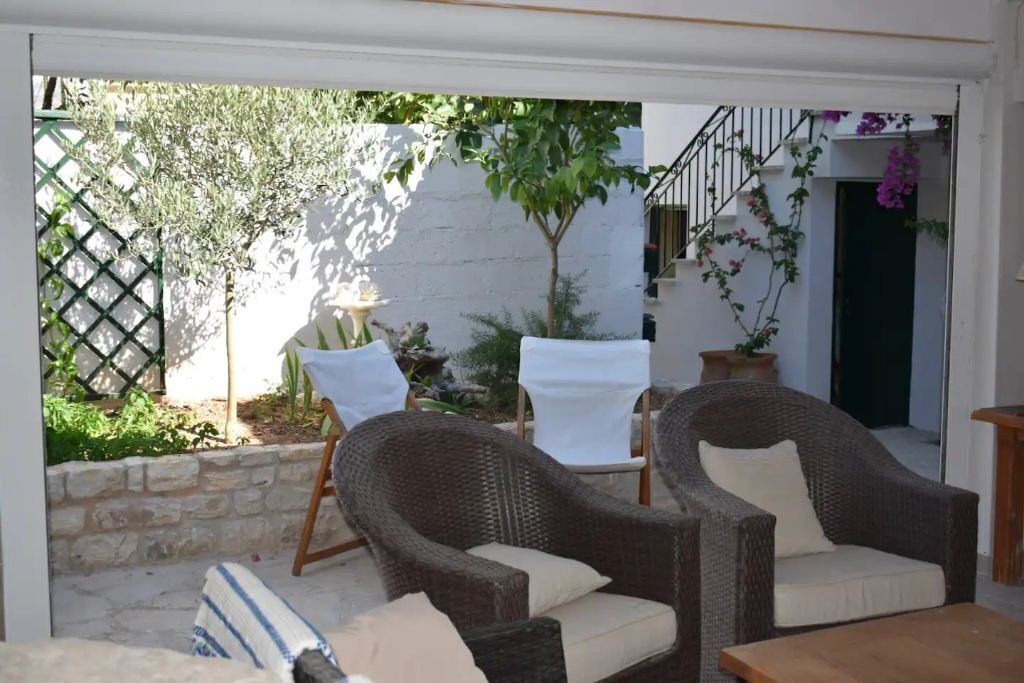 Photo of Patio Balcony in Kioni