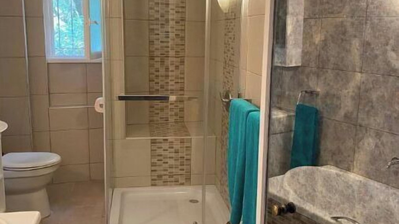 Photo of Bathroom in Kioni
