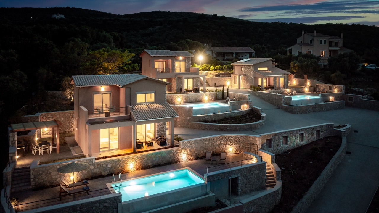 Photo of Outdoor in Apolpaina