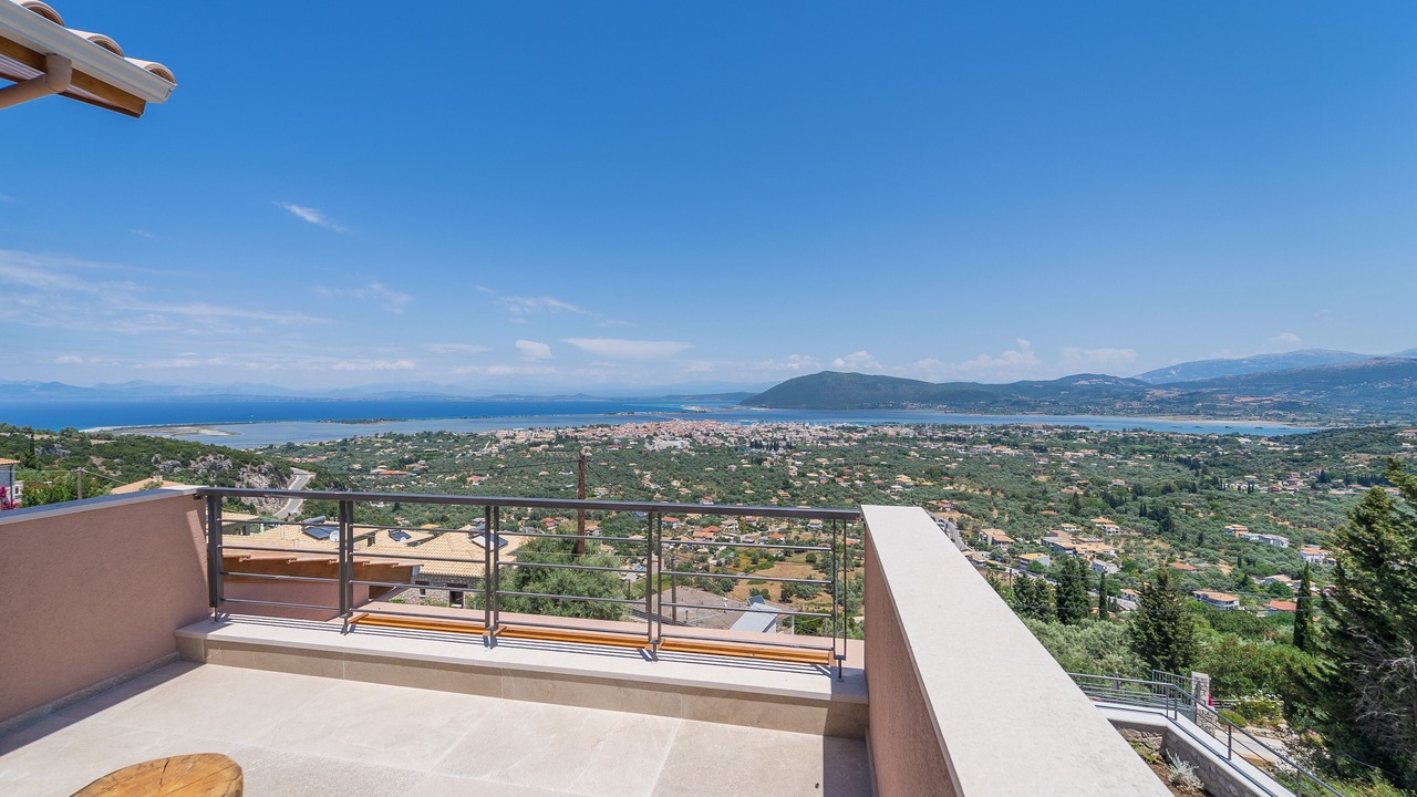 Photo of Outdoor in Apolpaina