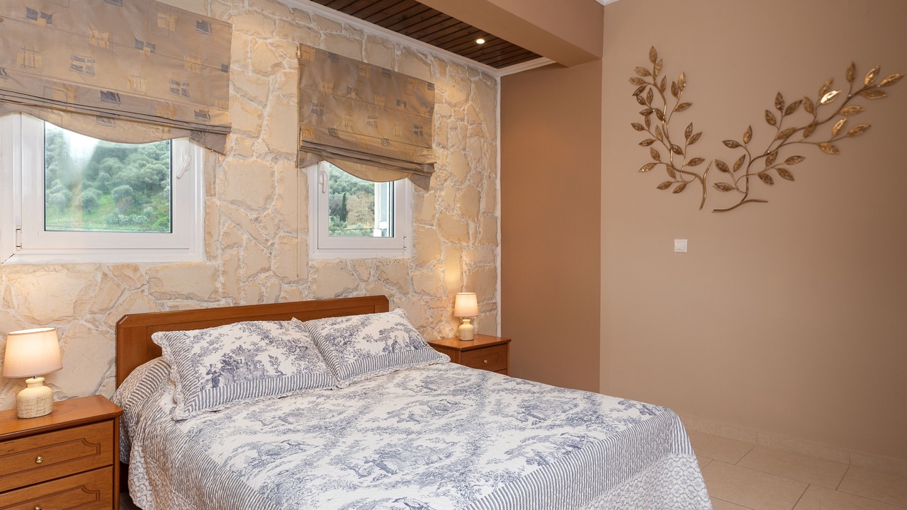 Photo of Bedroom in Vatolakkos