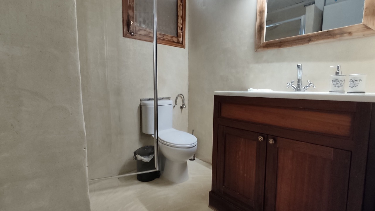 Photo of Bathroom in Katochi