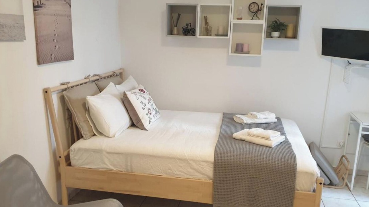 Photo of Bedroom in Platis Gialos