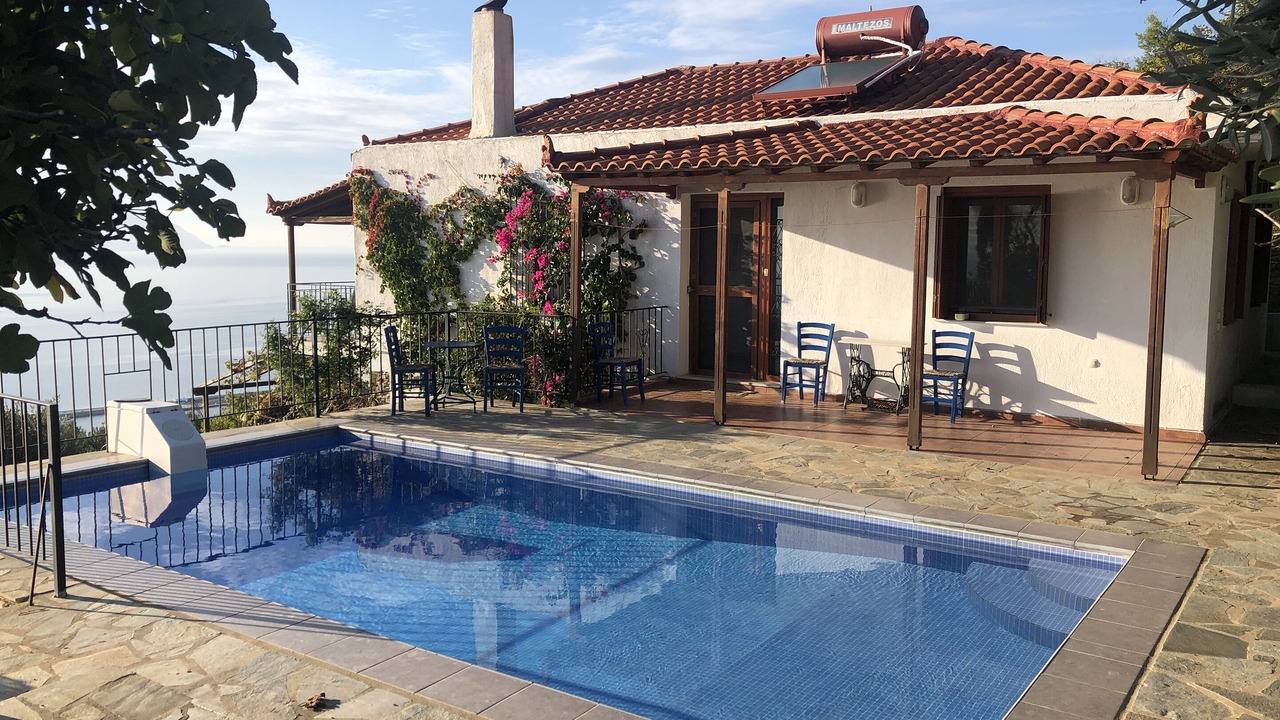 Photo of Outdoor in Glossa