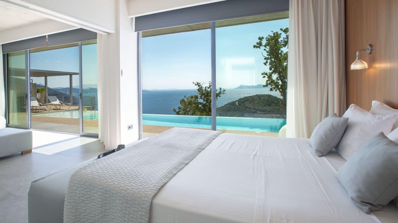 Photo of Bedroom in Evgiros