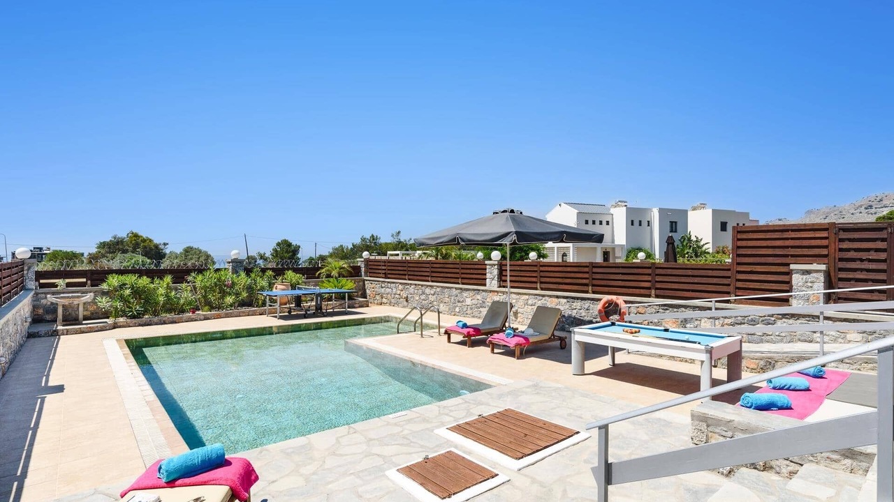 Photo of Others in Lardos