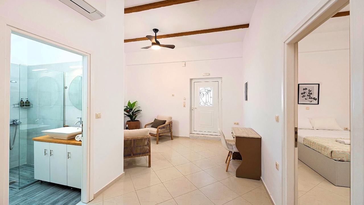 Photo of Bedroom in Paralia Kourna