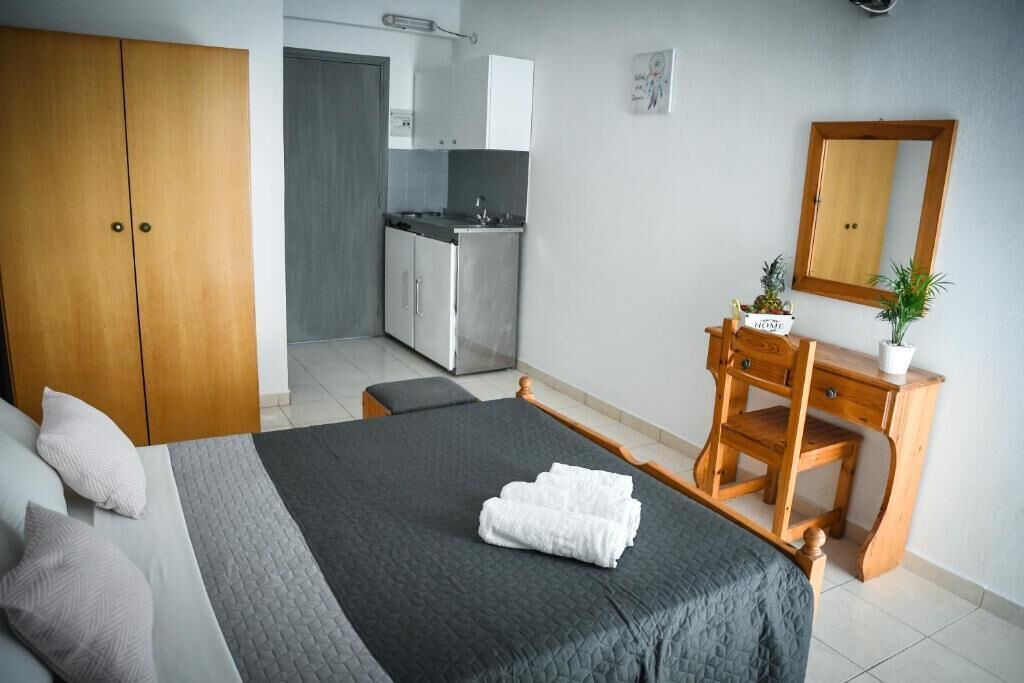 Photo of Bedroom in Petaloudes