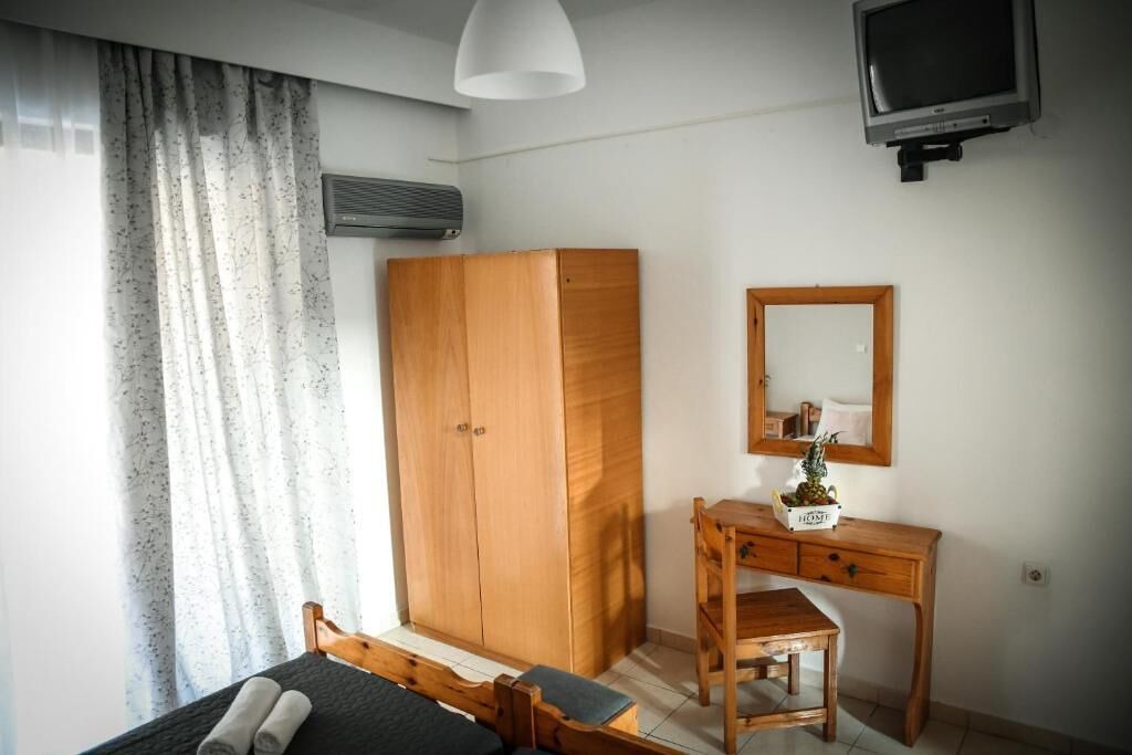 Photo of Bedroom in Petaloudes