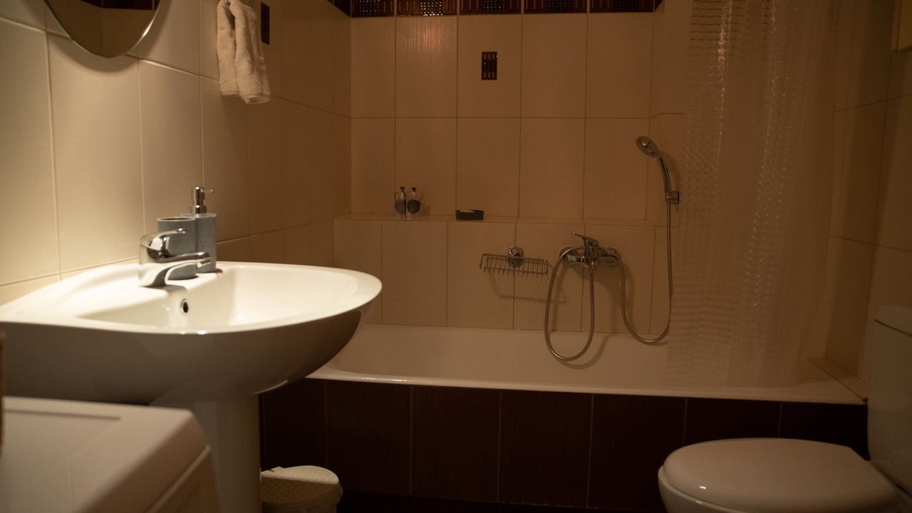 Photo of Bathroom in Ampelokipoi