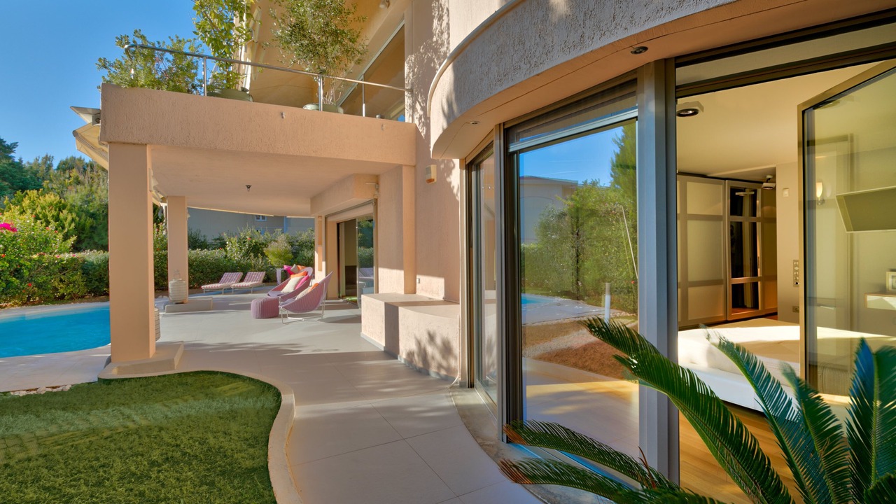 Photo of Outdoor in Saronikos