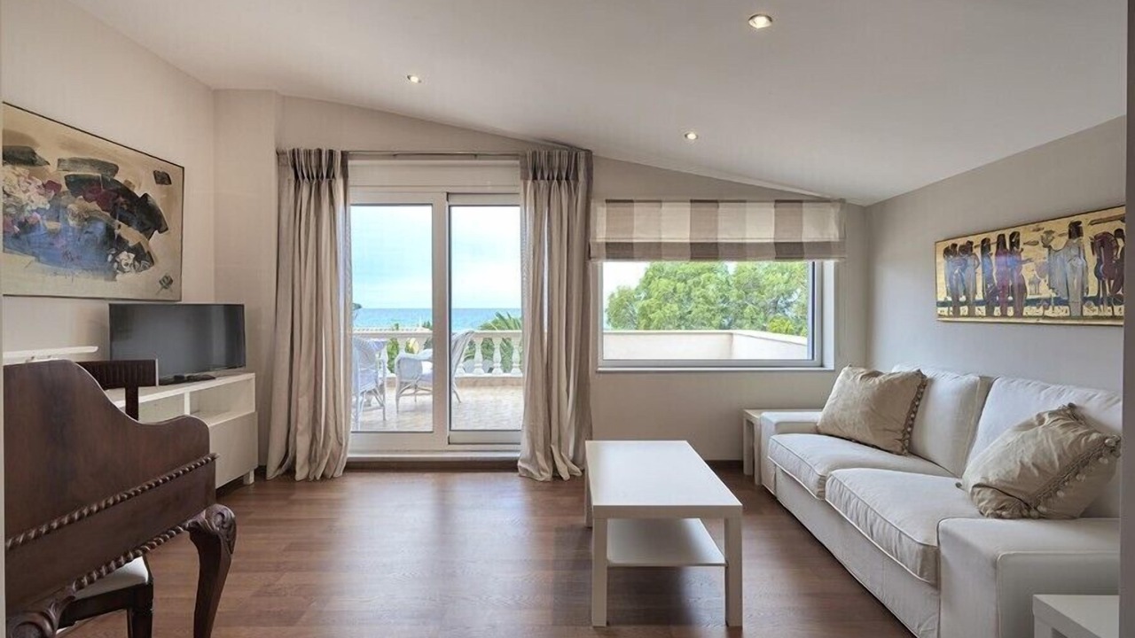 Photo of Livingroom in Saronikos