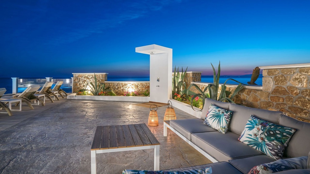 Photo of Patio Balcony in Vasilikos