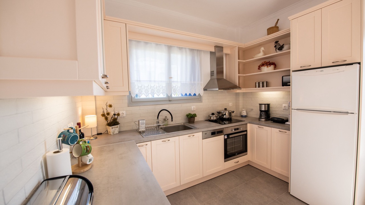 Photo of Kitchen in Loutraki